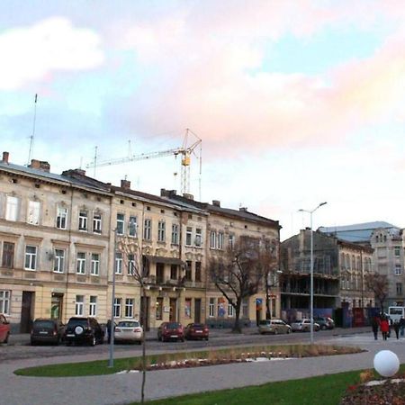 Apartment On Kulisha 29-А Lviv Buitenkant foto